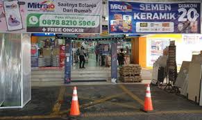 Bebas ongkir ekstra cashback ovo | belanja online aman dan nyaman hanya di.mitra10 adalah ritel modern untuk bahan bangunan & perlengkapan rumah. Dugaan Keramik Cacat Merk Diamond Di Mitra10 Polisi Terjunkan Tim