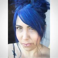 Has anyone ever had something like this happen and what did you do? I had a  client wanting blue so I got manic panic and I used it like I normally do