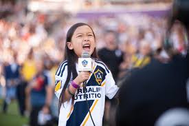 Aaron lewis really shouldn't be so hard on himself. Malea Emma Lebron James Latest Athlete Anthem Singer Has Wowed