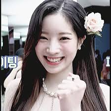 Ella Weller (wellerella6)