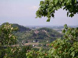 Découvrez 3 487 photos et vidéos de monuments, hôtels et attractions prises par des membres tripadvisor à teolo. Teolo Fotos Besondere Teolo Province Of Padua Bilder Tripadvisor