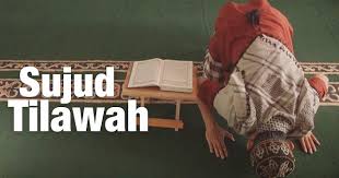 Dengan itu sujud merupakan sesuatu yang sangat mulia di hadapan allah. Bacaan Doa Sujud Tilawah Tata Cara Ayat Dan Hukumnya Menurut Ulama Islam