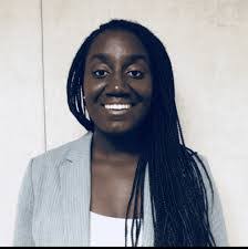 Tara Holcomb's Instagram, Twitter & Facebook