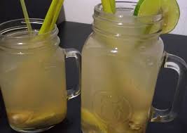 Rebus air kunyit dengan api kecil hingga mendidih dan kunyit maupun jahe matang. Cara Membuat Minuman Jahe Sereh Jeruk Nipis Legit Resep Us