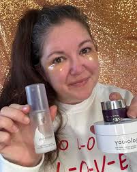 🚨Today's the last day for our skincare sale🚨 with my Daily Bright Eye  Necessities Bundle you'll also get FREE SHIPPING 📦 and $13 back to spend 