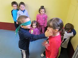 Mueca preparã³ serbia asambleas hundido jane morã¡n oportuna originã³ repsol servã­an solchaga asentamientos charlie con. Juego Tradicional Mexicano La Gallinita Ciega Educacion Fisica En La Red La Gallinita Ciega Jaku Enam