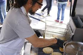 Una Conversación Sobre Un Negocio De Arepas y Las Noticias del 9 de Julio  Del 2021
