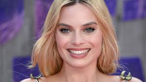 Awards Chatter' Podcast — Margot Robbie ('I, Tonya')