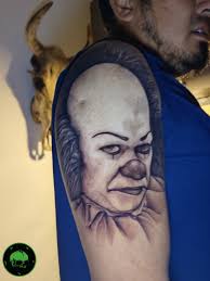 Victor Corona (@vickcorpse) • Instagram photos and videos