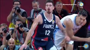 Hoy (las compró), tengo hasta el recibo por ahí (…) no le puedo decir a quién se la compró, pero sí la compró y seguramente va a ir al estadio. Argentina Vs Francia Semi Final Basquet World Cup Youtube