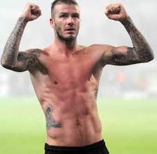 He plays for the spanish football club barcelona and is captain of the national team of argentina. Fussball Tattoos Der Neue Korperkult Der Kicker Welt