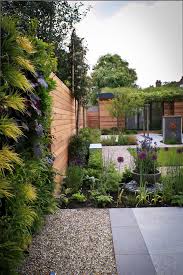 Green Wall Within A Contemporary Garden In London Designed By Anoushka Feiler Bestique Contemporary Garden Design Residential Landscaping Landscape Design