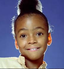 Columbo likes his chili with salt, a little ketchup, and most importantly,  with a huge fistful of saltine crackers crushed into it. He seems to enjoy  the ritual of crushing the crackers