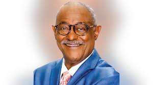 FOX 26 Morning Anchor José Griñan announces his retirement