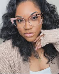 My Aunt Peggy has been one of the most influential women in my life, and I  still hope to be just like her when I grow up. Today, we're celebratin' her  92nd