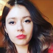 Bethany Stuart's Instagram, Twitter & Facebook