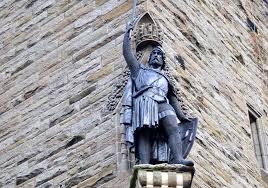 But legend also describes wallace as a very tall man — who likely stood out during a time when the average male height was on the shorter side. William Wallace Schottlandinfos De