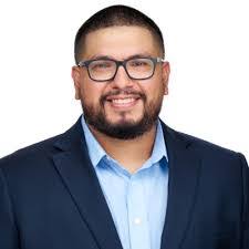 Jonathan Simcox's Instagram, Twitter & Facebook