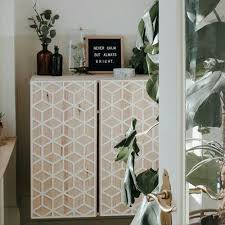 Pin Von Hannah Tews Auf Bookcase Tv Stand Sideboard Ideen Furs Zimmer Dekor Mobelverschonerung