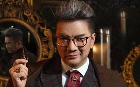 가수 Dam Vinh Hung