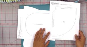 Print bantal leher motif dan designnya pun mengikuti trend yang sedang berkembang. Cara Membuat Bantal Leher Agar Perjalanan Lebih Nyaman Teman Kreasi