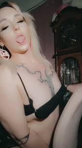 @dollie_dizzys video Tweet