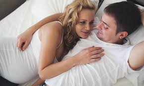 Istrinya sama sekali tidak diberi tahu mengenai rencana ini. Cerpen Isteri Mengandung Lakaran