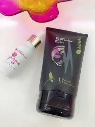 Lerzan Kara Yasam Blogu Yasam Bloglari Maia Soyulabilir Siyah Maske Ve Maia Gul Yagi Siyah Maskeler Cilt Bakimi