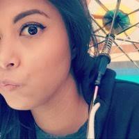 Shannon Crespin's Instagram, Twitter & Facebook