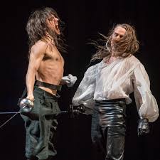 Cyrano de bergerac book review. Cyrano De Bergerac Von Leander Haussmann Am Thalia Theater Hamburg Der Spiegel