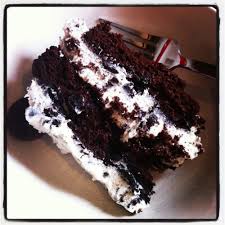 What's easier than folding chopped oreo cookies into whipped cream? Oreo Chocolate Cake Recipe Custom Cake Classes