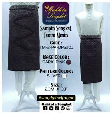 Songket Selangor Malaysia Wedding Traditional For More Info Purchase It Via Facebook Or Whatsapp Me 60143383847 Pink Patterns Dark Pink Base Colour