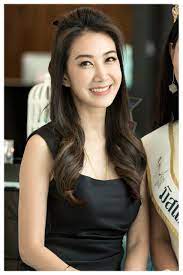 หมอจ า พญ อ ญว ณ เก ยรต อภ พงษ allergan medical institute trainer medical director wind holistic clinic ความภาคภ ม ใจของเรา ว นคล น ค สวยอย า clinic wind