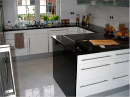 Arbeitsplatte 70 Cm Tief Schon Schubladeneinrichtung Kuche Wunderbar Beautiful Arbeitsplatten Kuc Kuche Dachschrage Ideen Kuche Dachschrage Arbeitsplatte Kuche