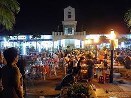 The coastline at the portuguese settlement in malacca has been transformed by the implementation of its *this is a classic case of a typical white elephant* during my stay in melaka for about 45 days, i have never seen a. Christmas Lights At The Portuguese Settlement Melaka The Thrifty Traveller