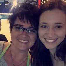 Does anyone need free dog food or know of a shelter that could use it?