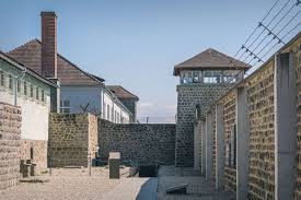 It was the main camp of a group with nearly 100 further subcamps located throughout austria and southern germany. Wo Ist Das Konzentrationslager Mauthausen Und Wie Erreicht Man Es Von Salzburg Free Walking Tour Salzburg