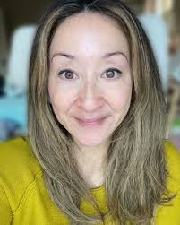 Lora McNeil, Art Therapist, Courtenay, BC, V9J