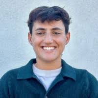 Fleur Oostwal's Instagram, Twitter & Facebook