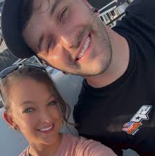 Removing spinning body mount bolts