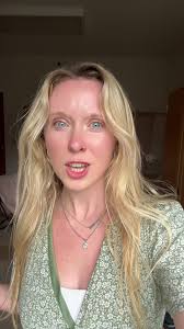 Houston, he’s a problem 🫡 #meganmoroney #manonthemoon #countrymusic  #acoustic #trending