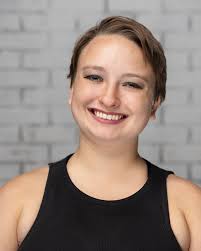 Rehearsal for @topartfestival with my piece “alone?” with  @emergencedancecompany 💕 Dancers: @heavenrosignol @cashcatt Not shown:  @bryleigh.20 We will be performing at @topartfestival