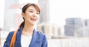 控えめでも一目置かれる人」と「すぐナメられてしまう人」のたった1つの違いとは？ | 「謙虚な人」の作戦帳 | ダイヤモンド・オンライン