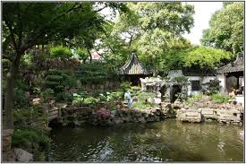 Anlässlich der expo 2010 hat die stadtregierung shanghai deshalb mal eben den größten botanischen garten chinas eröffnet. Yu Garten Shanghai Eine Oase In Der Stadt Foto Bild Asia China East Asia Bilder Auf Fotocommunity