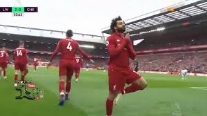 وكان صلاح قد سجل الهدف الثاني لليفربول في شباك تشيلسي في الدقيقة 53 من المباراة التي أقيمت على ملعب أنفيلد في 14 وتلاه في المركز الثالث هدف جيورجينيو فينالدوم أمام كارديف سيتي في المباراة ،التي انتهت بفوز ليفربول 2 / صفر في 21 أبريل/نيسان. Ø¨Ø§Ù„ÙÙŠØ¯ÙŠÙˆ Ù…Ø­Ù…Ø¯ ØµÙ„Ø§Ø­ ÙŠØ³Ø¬Ù„ Ù‡Ø¯ÙØ§ Ø¹Ø§Ù„Ù…ÙŠØ§ ÙÙŠ Ù…Ø±Ù…Ù‰ ÙØ±ÙŠÙ‚Ù‡ Ø§Ù„Ø³Ø§Ø¨Ù‚ ØªØ´ÙŠÙ„Ø³ÙŠ ÙˆÙŠÙ‚ÙˆØ¯ Ù„ÙŠÙØ±Ø¨ÙˆÙ„ Ù„Ù„ØªÙ‚Ø¯Ù… 2 0 Ø¯ÙˆØ±ÙŠ ÙˆÙƒØ§Ø³