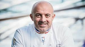 Le chef alsacien Olivier Nasti chasse (aussi) les trophées