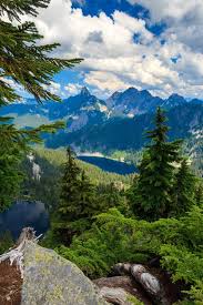 14 Amazing Places To Visit In Washington State Naturallandmarks Washington State Nicknamed Th Beautiful Places To Visit Cool Places To Visit Places To Visit