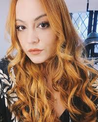 Hoje é meu aniversário! Só tenho a agradecer por tantas pessoas que me  amam… tive muitos desafios e muitas novas oportunidades se abrindo. Com a  ajuda de Deus vou seguindo com fé.