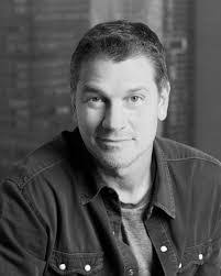 Luis Rosiles's Instagram, Twitter & Facebook