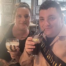 I bought these zinc & magnesium capsules to help with tiredness & fatigue.  The directions told me to take 2 capsules 30-60 minutes before bed which I  did, and now I'm completely